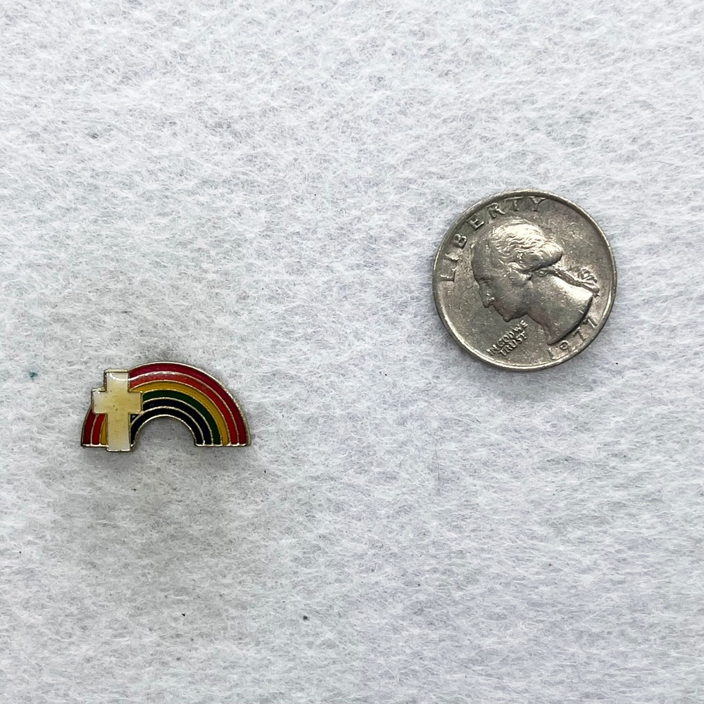 🔮 5/$25 Vintage Rainbow and Cross Pin - Picture 2 of 3
